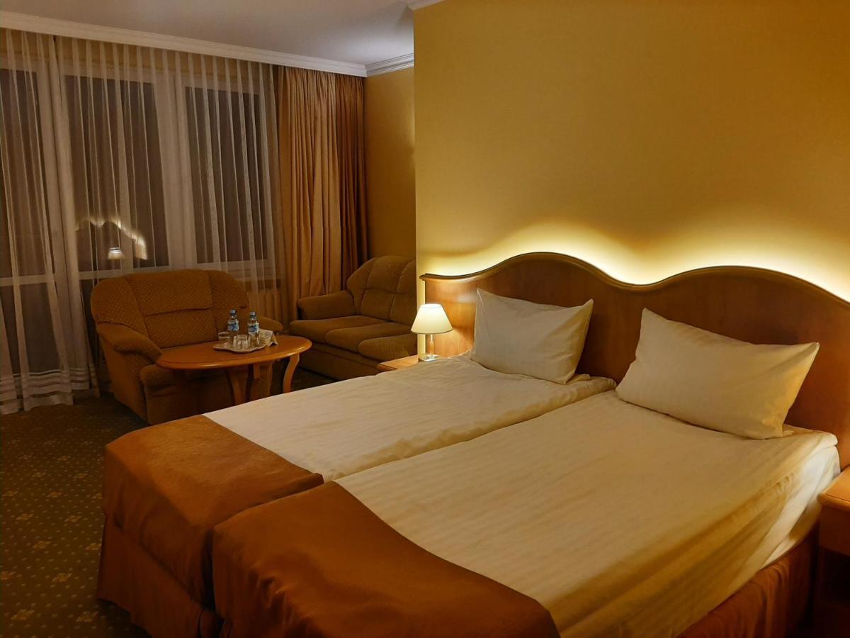 Hotel Polaris Swinoujscie Bagian luar foto