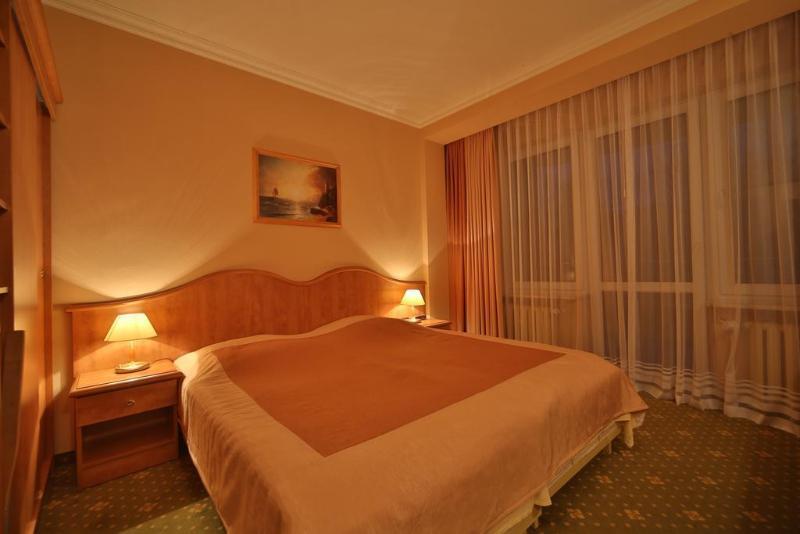 Hotel Polaris Swinoujscie Bagian luar foto