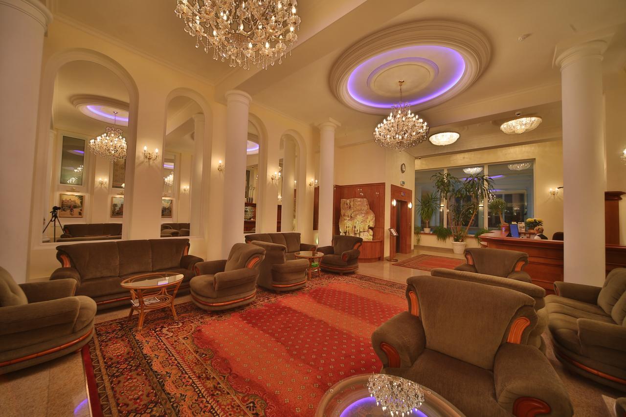 Hotel Polaris Swinoujscie Bagian luar foto