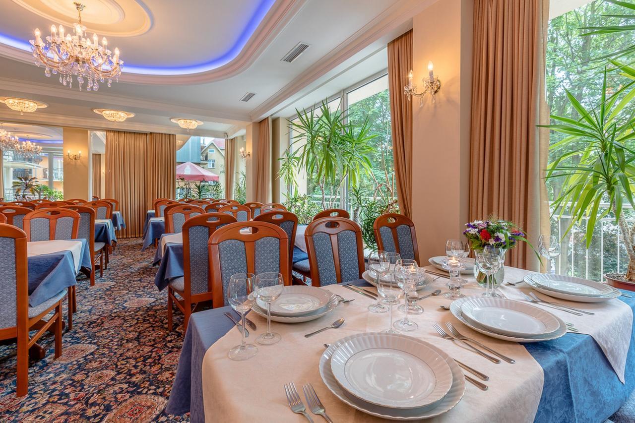Hotel Polaris Swinoujscie Bagian luar foto