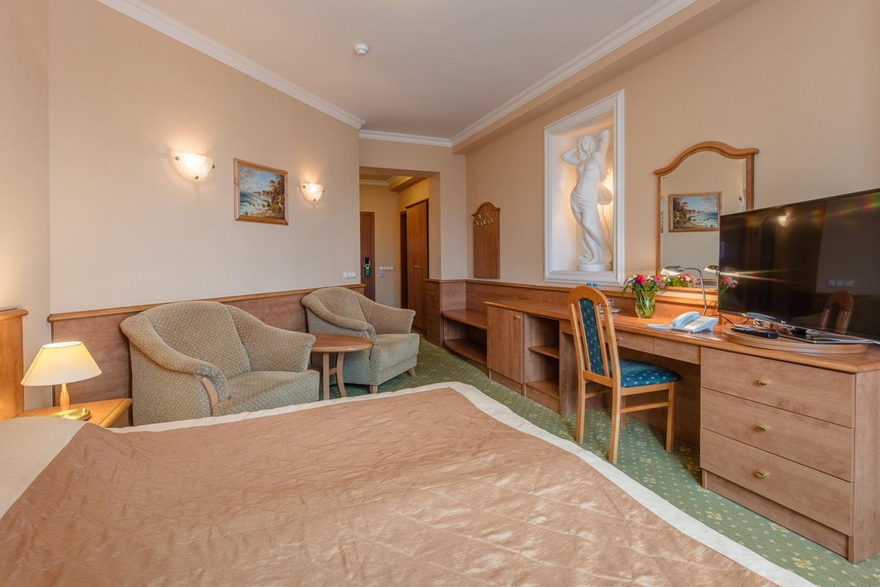 Hotel Polaris Swinoujscie Bagian luar foto